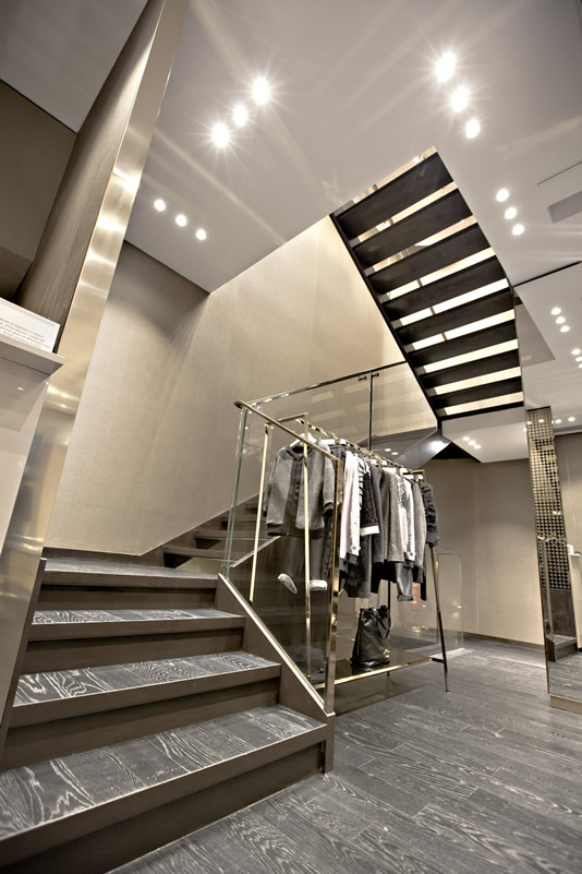 staircase pinko